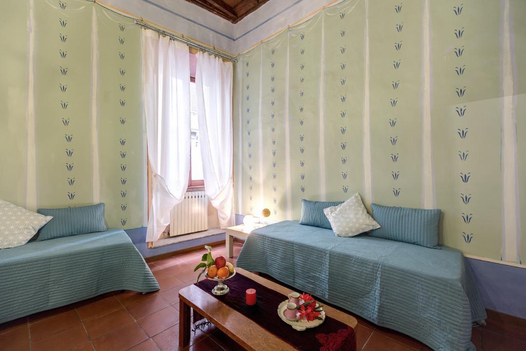 Casa Savelli Apartment โรม ภายนอก รูปภาพ